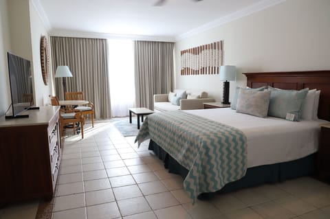 Junior Suite Ocean View All Inclusive | In-room safe, iron/ironing board, free WiFi, bed sheets