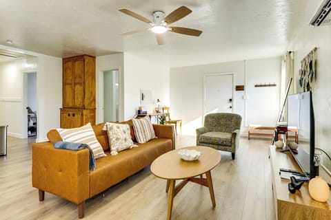 Lakeport Vacation Rental | 2BR | 1BA | Step-Free Access | 868 Sq Ft
