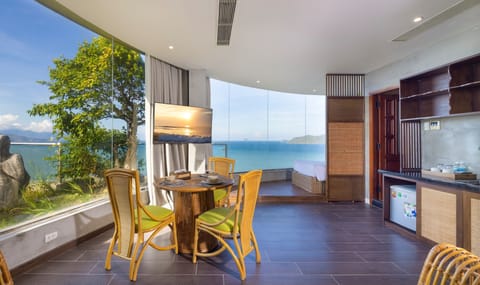 Elite Studio, Sea View | Living area | 42-inch Smart TV with digital channels