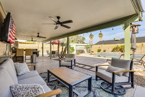 Private Patio | Outdoor Seating | Smart TV