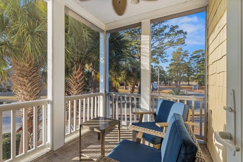 additional photo of master balcony 