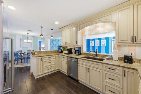Spacious, modern, and ready for your culinary creations—this kitchen is where delicious memories are made.