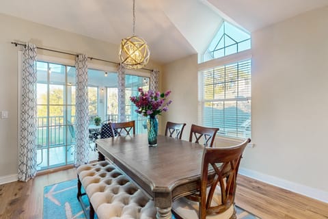 Condo, Multiple Beds, Hot Tub, Pool View (Eagle's View Retreat) | 4 bedrooms, individually decorated, individually furnished, bed sheets