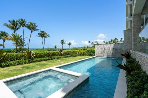 Private pool and hot tub, steps away from the beach!  