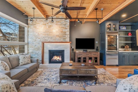 New to the Rental Market, Alpenhaven on Blackhawk Court!