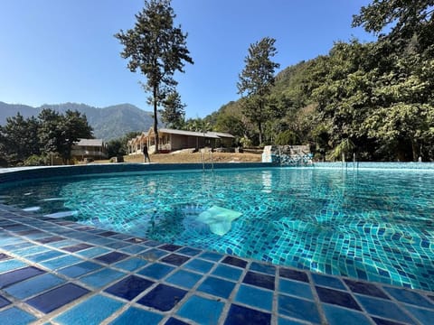 15 outdoor pools