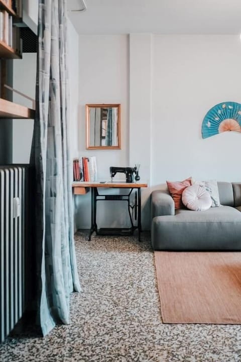 Apartment, Balcony, City View | Interior