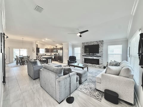 Open & Airy Living Room, Kitchen & Dining Area