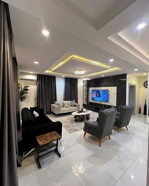 Standard Apartment, Balcony, City View | Living area