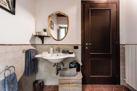 Borgo di Matraia Family Apartment Apartment in Emilia-Romagna