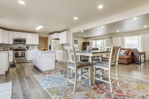 House (3 Bedrooms) | Front of property