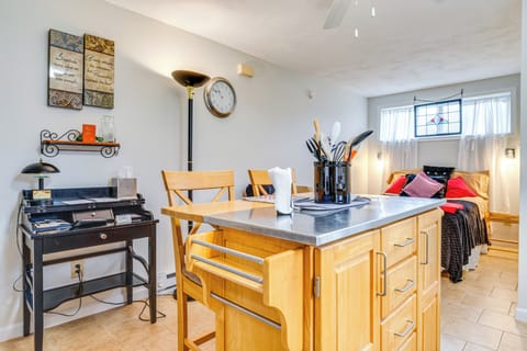 Apartment (0 Bedroom) | Interior