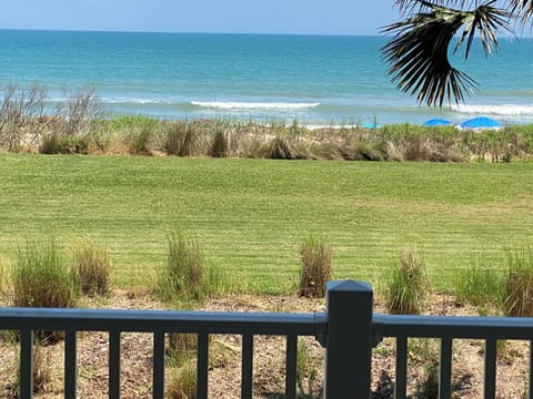 Welcome to Cinnamon Beach oceanfront condo 622!
