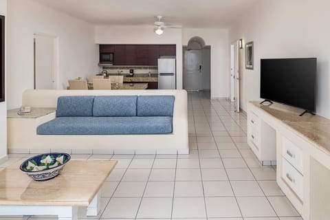 One Bedroom Suite | Egyptian cotton sheets, premium bedding, down comforters