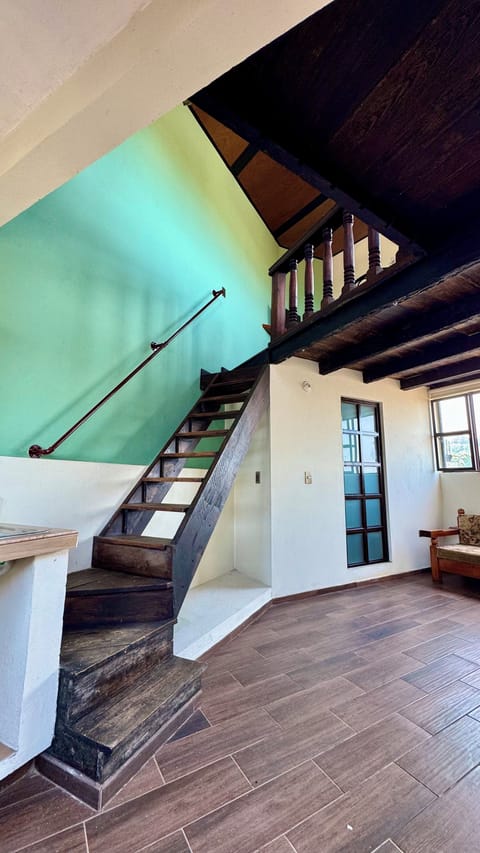 Classic Loft, City View | Interior