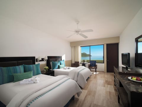 Premium bedding, down comforters, in-room safe, iron/ironing board