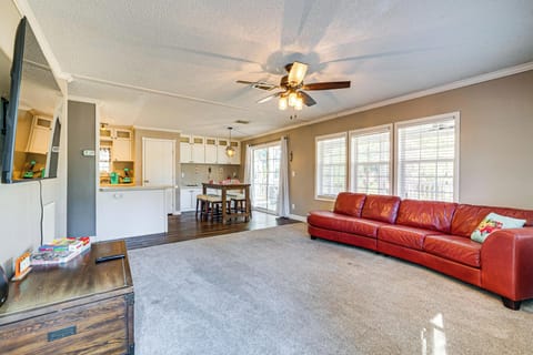 High Springs Vacation Rental | 2BR | 2BA | 1,040 Sq Ft