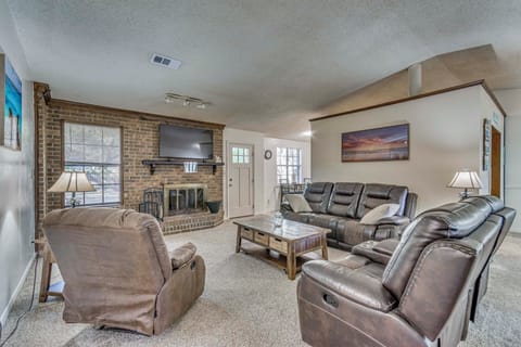 Pensacola Vacation Rental | 3BR | 2BA | 1,565 Sq Ft