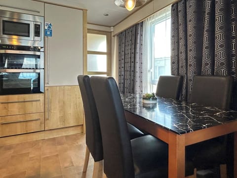 Dining Area | Millars Caravan, Ayr