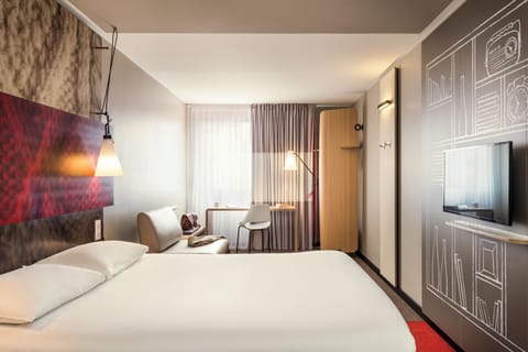 Standard Room, 1 Double Bed with Sofa bed | Free WiFi