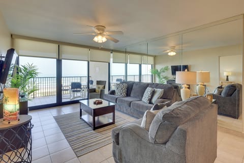 Apartment (2 Bedrooms) | Front of property