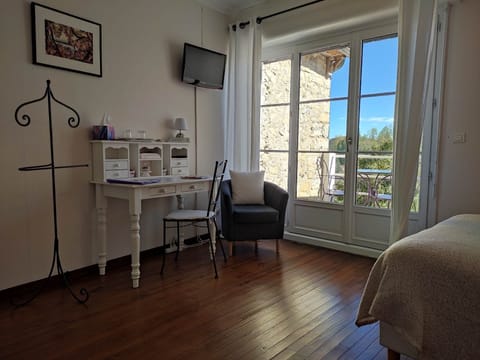 Chambre Ossau - Romantique avec sa terrasse privative donnant sur le jardin