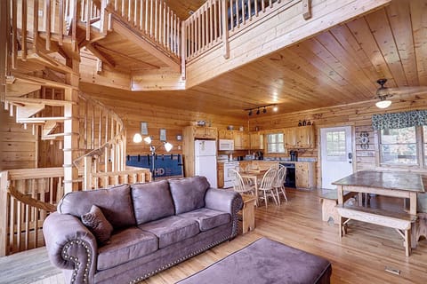 1574lNCiTHrgoz-20220913125458