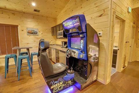 1374tCWOVDBF1f-20210319234714