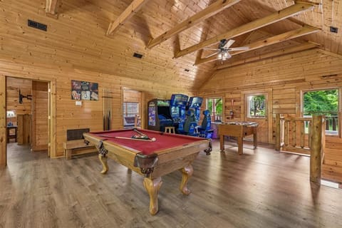 075-Recreation Room