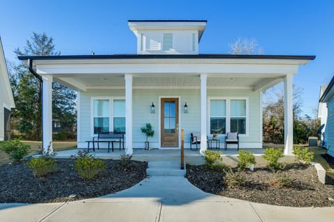 Greenwood Vacation Rental | 2BR | 2BA | 1,000 Sq Ft