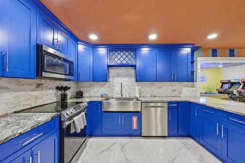 Whether you’re whipping up a gourmet feast or just brewing the perfect coffee, our fully equipped kitchen makes every meal a vacation-worthy experience.