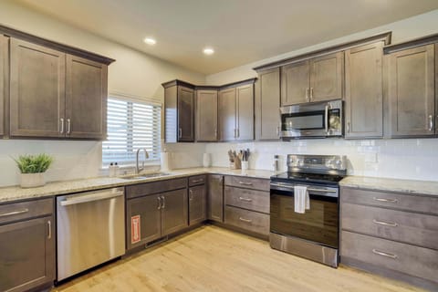 Enjoy a fully stocked kitchen with granite countertops and an open design that connects to the dining area. We provide professional-grade appliances and ample cabinet space for all your group cooking needs.
