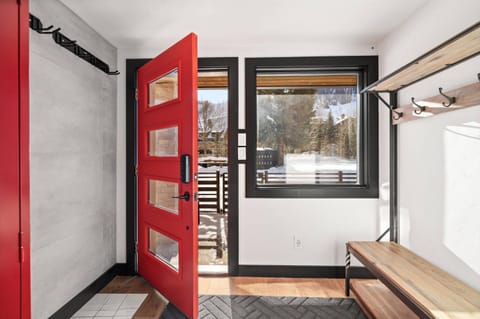 Walk right out the door and across the street to Aspen Highlands for skiing, hiking and the famous Cloud 9 bistro!