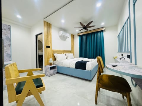 Deluxe Double Room | Desk, free WiFi