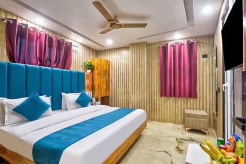Deluxe Double Room | Free WiFi, bed sheets
