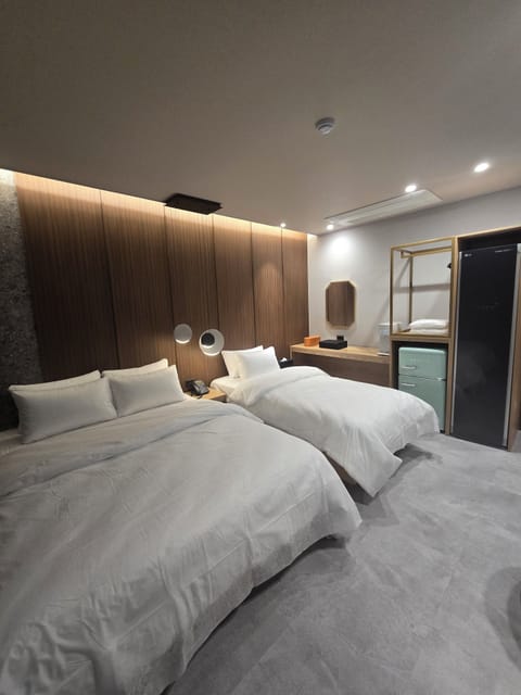 Twin Room, City View | Free WiFi
