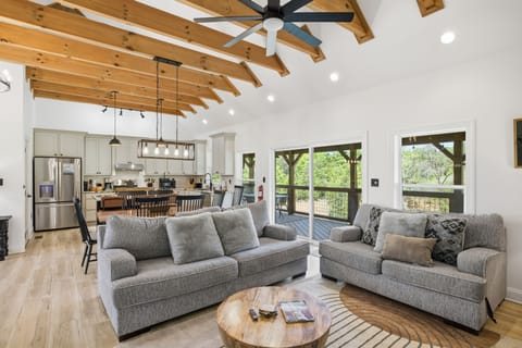 Cabin, 3 Bedrooms | Living area | Smart TV
