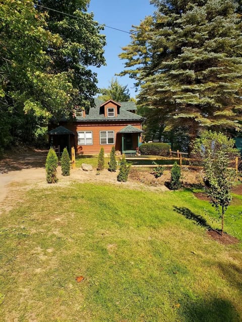 Here is the front of the house. You can play corn hole in the front yard. 