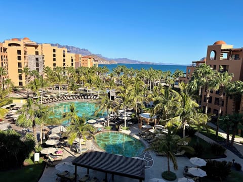 The beautiful Villa Del Palmar Resort overlooking Danzante Bay