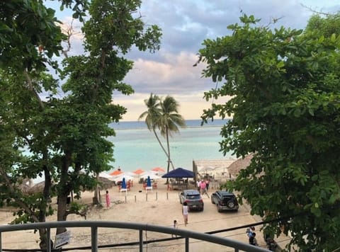 Family Double or Twin Room, Lanai, Beach View | Beach