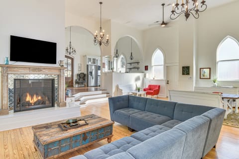 Staunton Vacation Rental | 3BR | 2BA | 2,500 Sq Ft