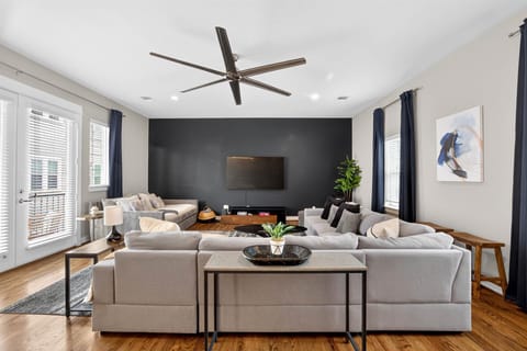 Perfectly designed to accommodate all your family and friends comfortably. 