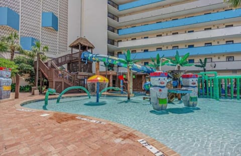 Let kids squeal with joy in the playful splash park.