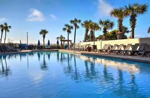 Outdoor Pool - 9AM- 11PM Daily