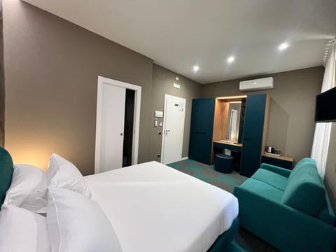 Deluxe Double Room, 1 King Bed with Sofa bed, Non Smoking | Free minibar, desk, laptop workspace, iron/ironing board