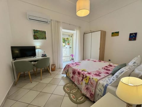 In-room safe, blackout drapes, iron/ironing board, free WiFi