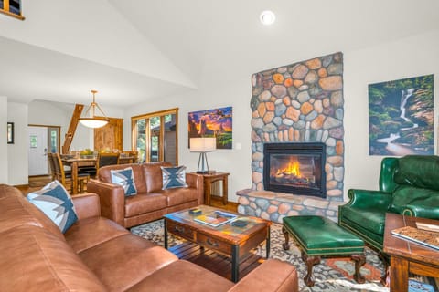 Open Concept Main Floor