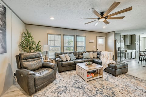 Burkesville Vacation Rental | 3BR | 2BA | 2,000 Sq Ft