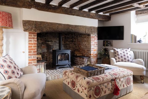 Electric fireplace 