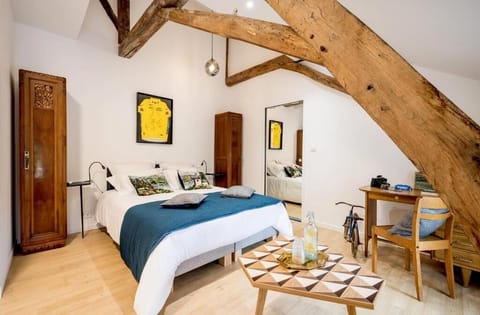 Triple Room, Courtyard View | Blackout drapes, free WiFi